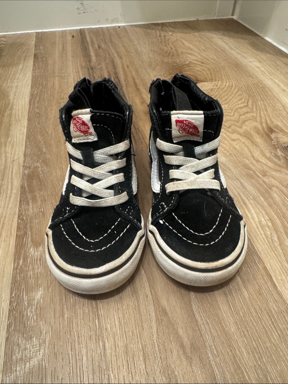 Toddler hi top vans